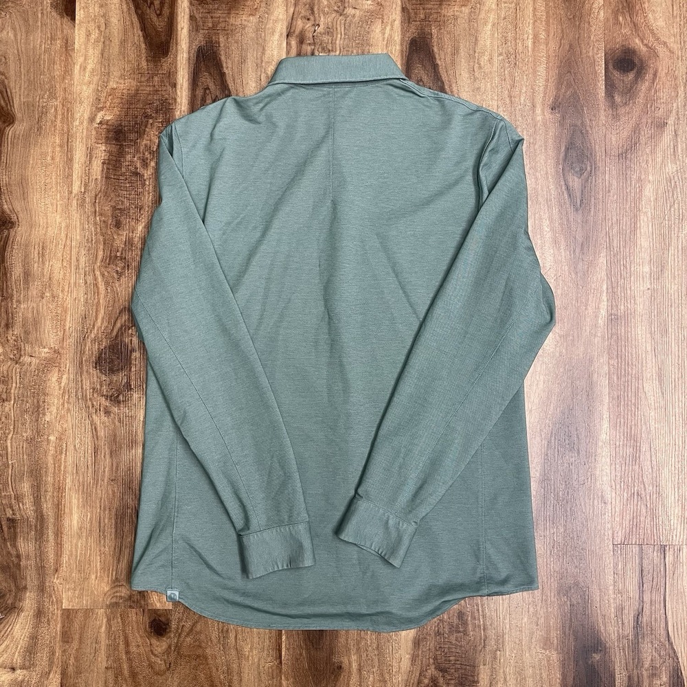 Lululemon Commission Long Sleeve Enzyme Green Wash Button Shirt Mens Sz M - Picture 3 of 7